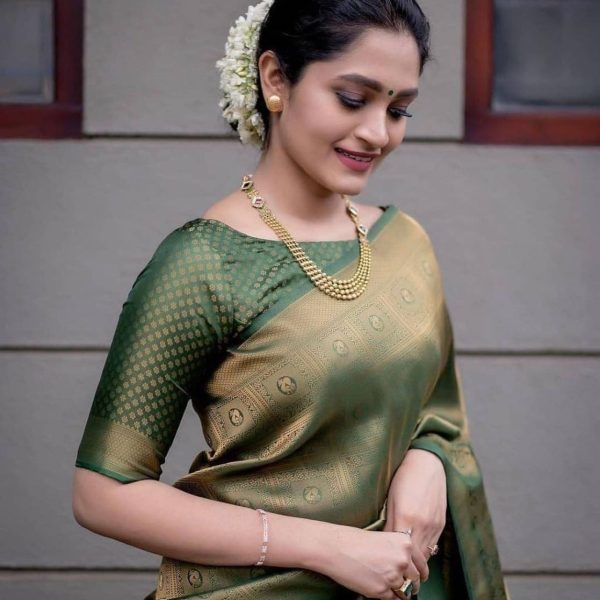 MOKSHA TRENDS Women's Pure Soft Kanjivaram Silk Saree | Banarasi Style Sari With Unstitched Blouse Piece | Wedding Collection