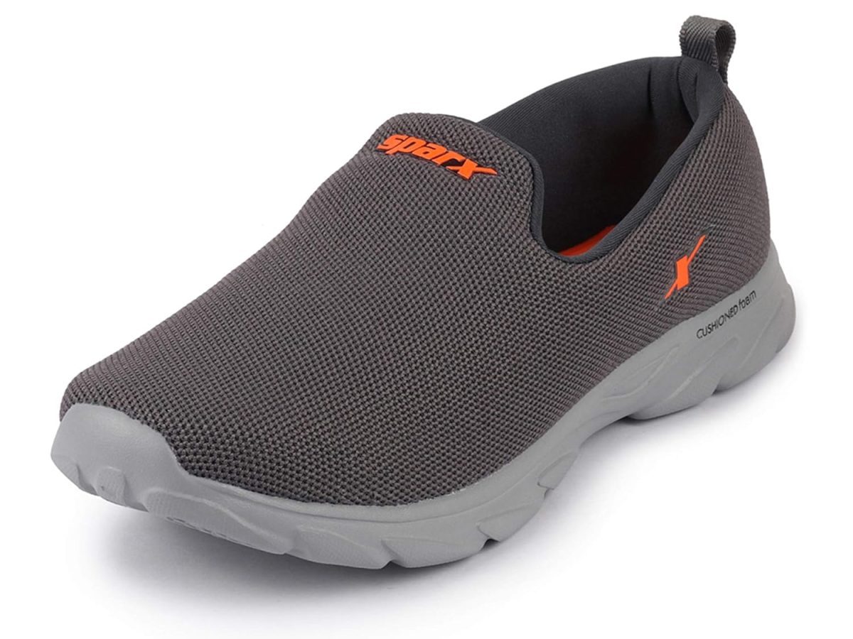 SPARX Mens SM 675 | Enhanced Durability & Soft Cushion