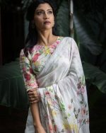 C J Enterprise Women's Jacquard Silk Banarasi Kanjivaram Style Saree - Image 5