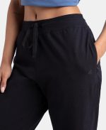 Jockey 1300 Women's Super Combed Cotton Elastane Stretch Slim Fit Printed Capri with Side Pockets - Image 6
