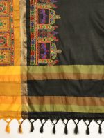 KAVINDI Women's Cotton Silk with Kutchi Embroidered Work Saree with Blouse - Image 6