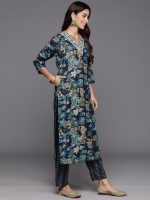 Varanga Women's Silk Blend Kurta Set - Image 3