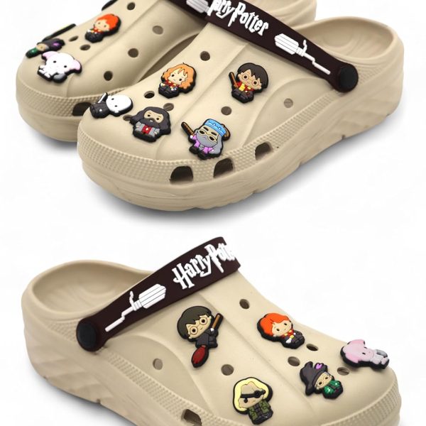SVAAR x Harry Potter Men's Magical Clogs with 10 Authentic Harry Potter Charms Included and Adjustable Back Strap