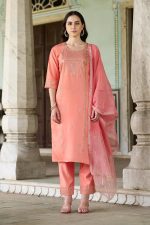 VredeVogel Women's Viscose Rayon Embroidered Kurta with Pant & Chanderi Silk Dupatta Set - Image 2