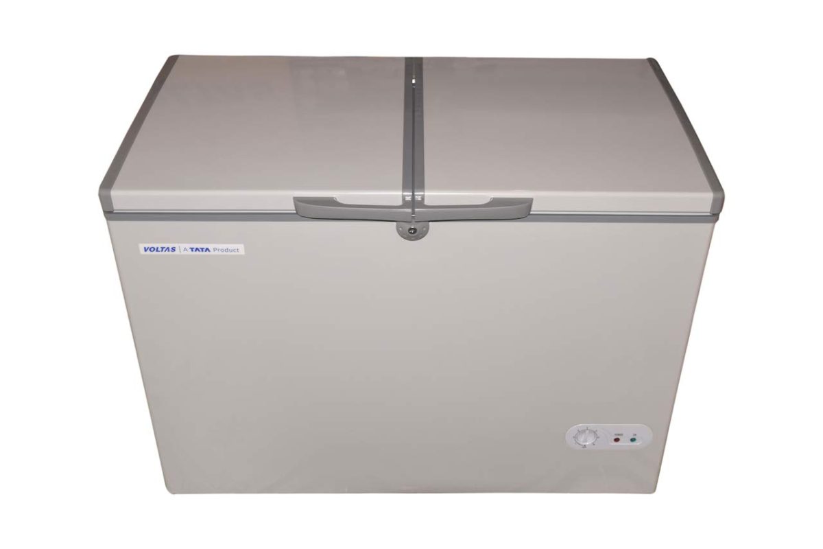 Voltas 320 DD Double Door Deep Freezer, 320 Liters, Grey - Image 3