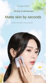 LERFOT� 100Pcs Korean Face Blotting Paper for Oily Skin, Natural Linen Bloating Papers for Oily Face, Oil Absorbing Sheets for Face, with Built-in Mirror & Powder Puff Pad for Men and Women - Image 4