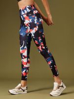 Clovia Women's Slim Fit Mid Rise Track Pant - Image 4
