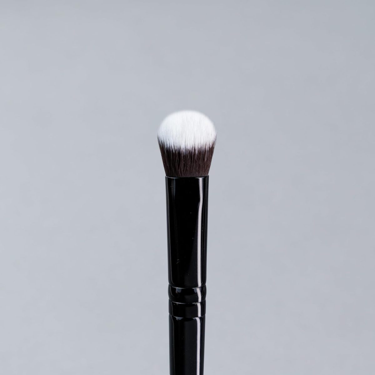 Justgold Professional Makeup Brush #136 For Precision Concealing - Image 5