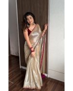 Sidhidata Women's Soft Zimmy Choo Silk Saree With Embroidered Lace Boarder & Jhumka With Unstitched Blouse Piece (Palak) - Image 4