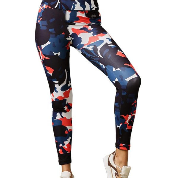 Clovia Women's Slim Fit Mid Rise Track Pant