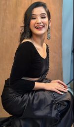 SATAZ Women's Ready to Wear Black Satin Silk 1 Minute Pre Pleated Heavy Saree With Hand Work Lace - Image 2