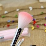 Womens & Girls Pink Lightweight Makeup Brushes Set with Storage Box for Makeup - (Pack of 7) - Image 2