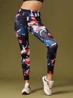 Clovia Women's Slim Fit Mid Rise Track Pant - Image 2