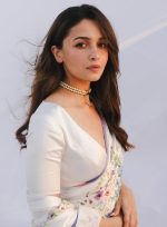 SATAZ Women's Ready to Wear White Floral Satin Silk One Minute Readymade Alia Bhatt Saree With Unstitched Blouse - Image 6