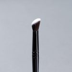 Justgold Professional Makeup Brush #136 For Precision Concealing - Image 4
