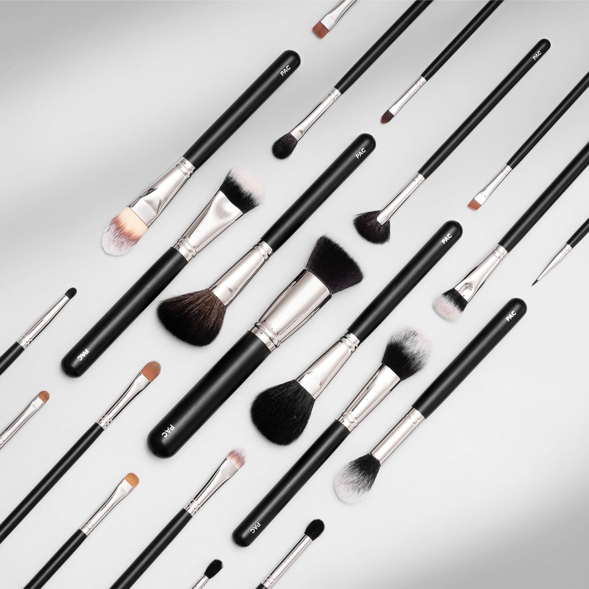 PAC Cosmetics Absolute Basics (21 Brushes) Best Professional Makeup Brush Set for Face, Eyes & Lip Makeup Application and Blending Needs - Image 5
