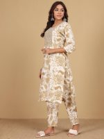 Varanga Women Thread Embroidered Yoke Floral Printed Kurta with Trouser - Image 4