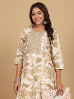 Varanga Women Thread Embroidered Yoke Floral Printed Kurta with Trouser - Image 5