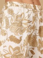 Varanga Women Thread Embroidered Yoke Floral Printed Kurta with Trouser - Image 6